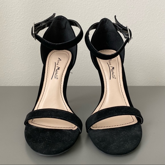 ✖️SOLD✖️ ANNE MICHELLE Enzo Black Nubuck Ankle Strap Heels - Picture 2 of 10